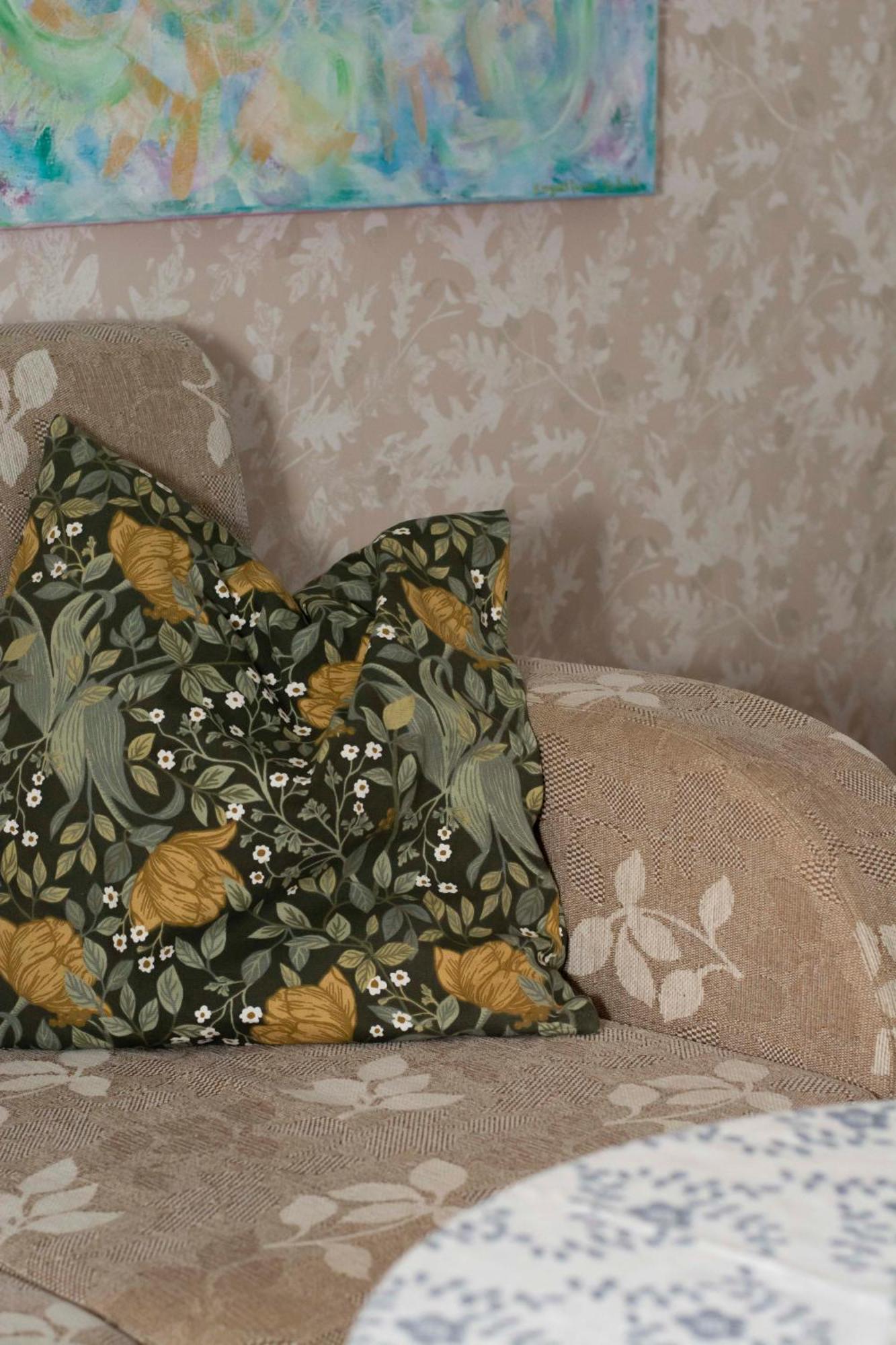 Karlovaidyll 7 - Homey Apartment With Free Parking! Tartu Bagian luar foto