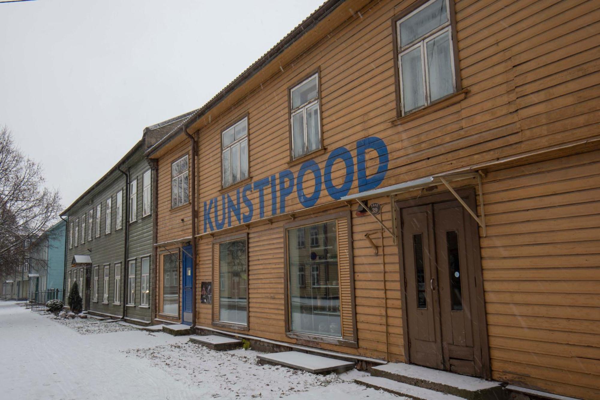 Karlovaidyll 7 - Homey Apartment With Free Parking! Tartu Bagian luar foto