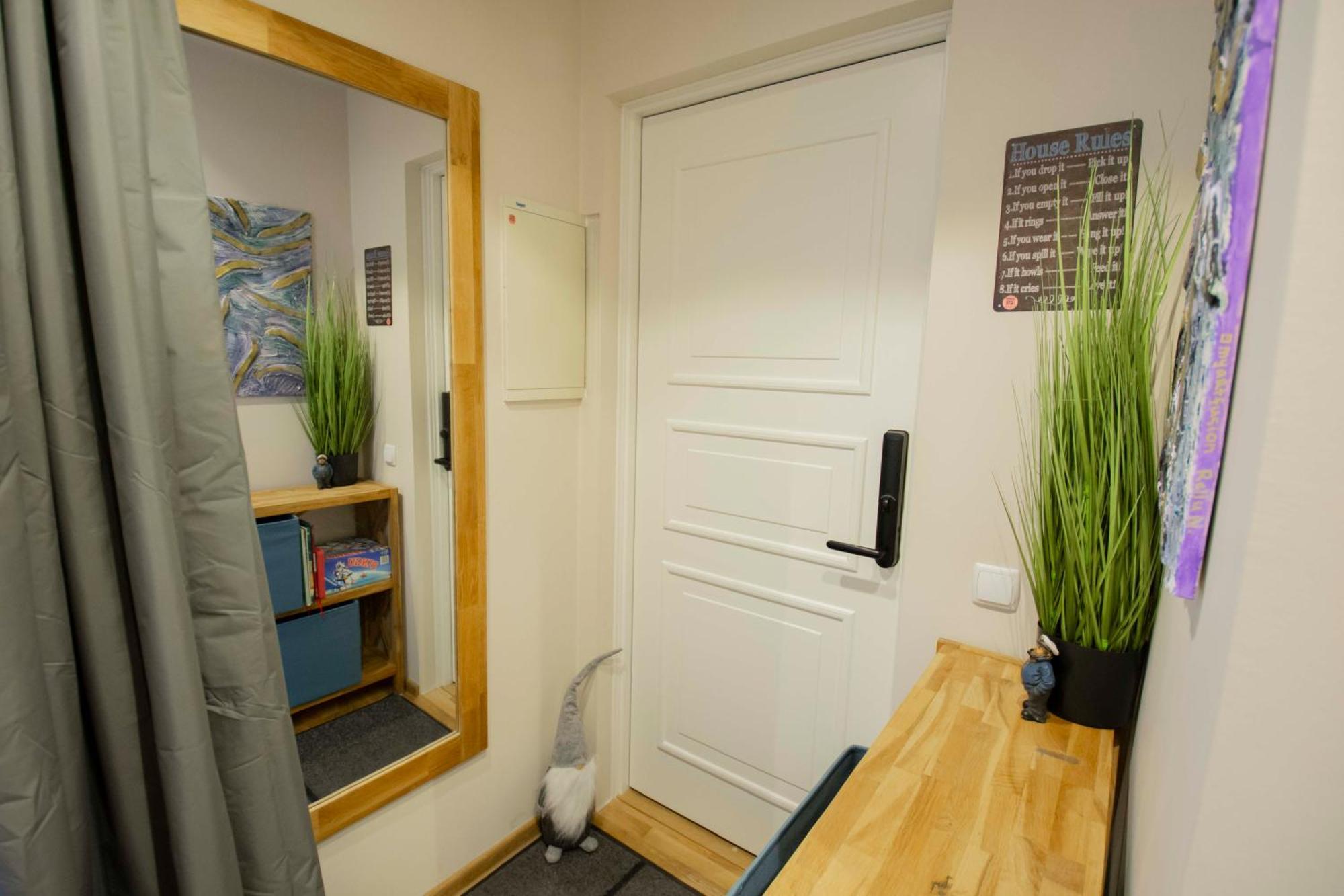 Karlovaidyll 7 - Homey Apartment With Free Parking! Tartu Bagian luar foto