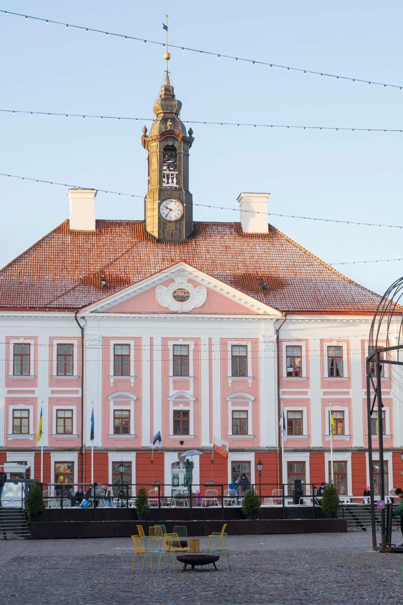 Karlovaidyll 7 - Homey Apartment With Free Parking! Tartu Bagian luar foto